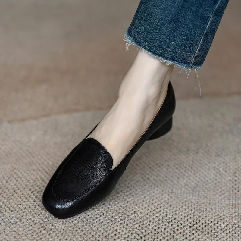 Comfortable Leather Low Heel Slip-On Women's Shoes Fashionable Retro Style Spring Autumn Seasonal Simple Match All round