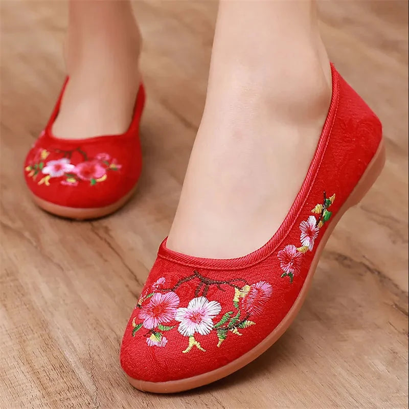 Women Cute Light Weight Round Toe Floral Spring Summer Slip on Anti Skid Dance Flat Shoes Black Loafers Sapatos Femininas E488