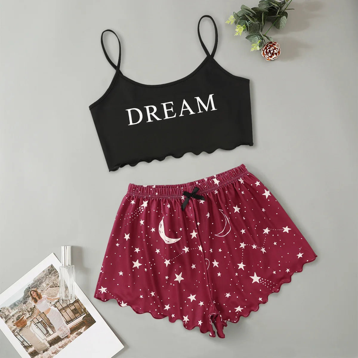 Women's Pajamas Set Sexy Lingerie Starry Sky Print Sling Sleepwear V-Neck Sleeveless Top and Shorts Sets Pyjamas Homewear