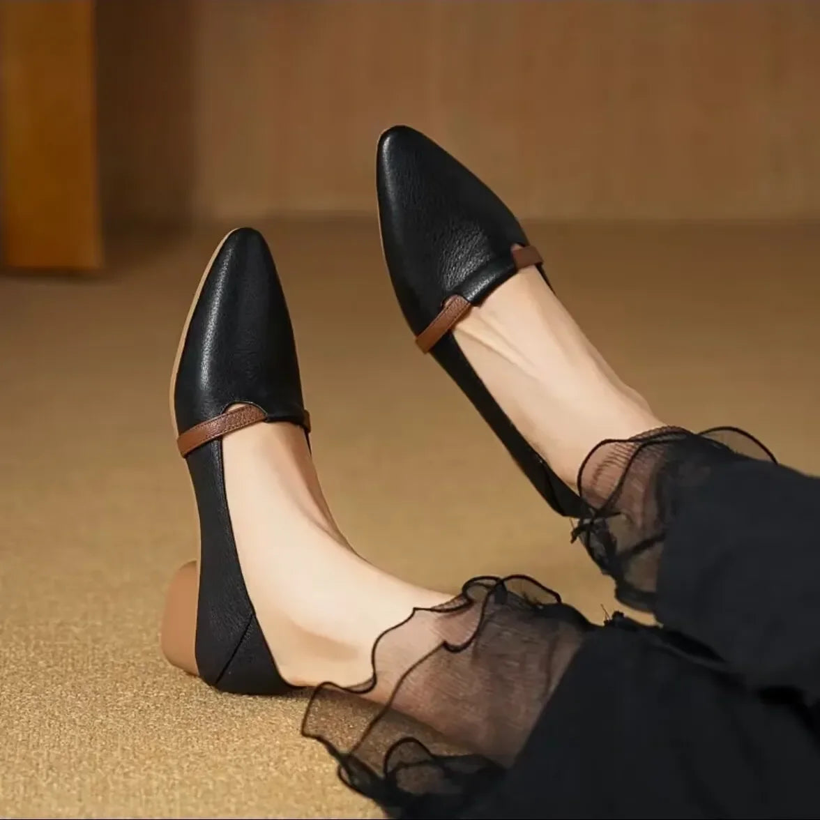 Women Casual Blue Mesh Breathable Flat Shoes Sapatos Femininos Lady Classic Pointed Toe Black Flats Zapatos De Mujer E6128