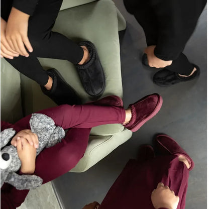 AP 2025 inverno chinelos de veludo para crianças meninos meninas sapatos de polar de cano baixo crianças moda casual pantufas de veludo para casa
