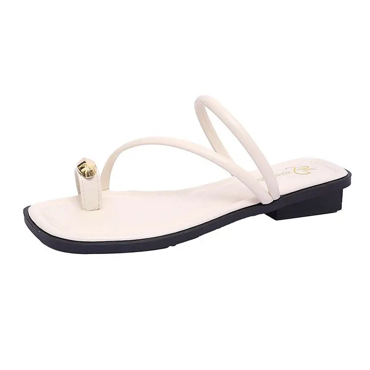 Chinelos de Verão para Mulher Sandálias de Senhora Decoração Metálica Flip Flop de Dedo Salto Baixo Sapatos de Mulher Exteriores Sandálias Castanhas Retro Femininas