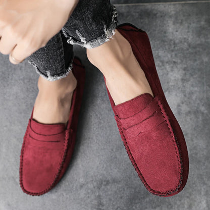Hot Selling Men's Sneaker 47 Slip On Flat Shoes Fashionable and Casual Men's Shoes Outdoor Soft and Comfortable Driving Footwear