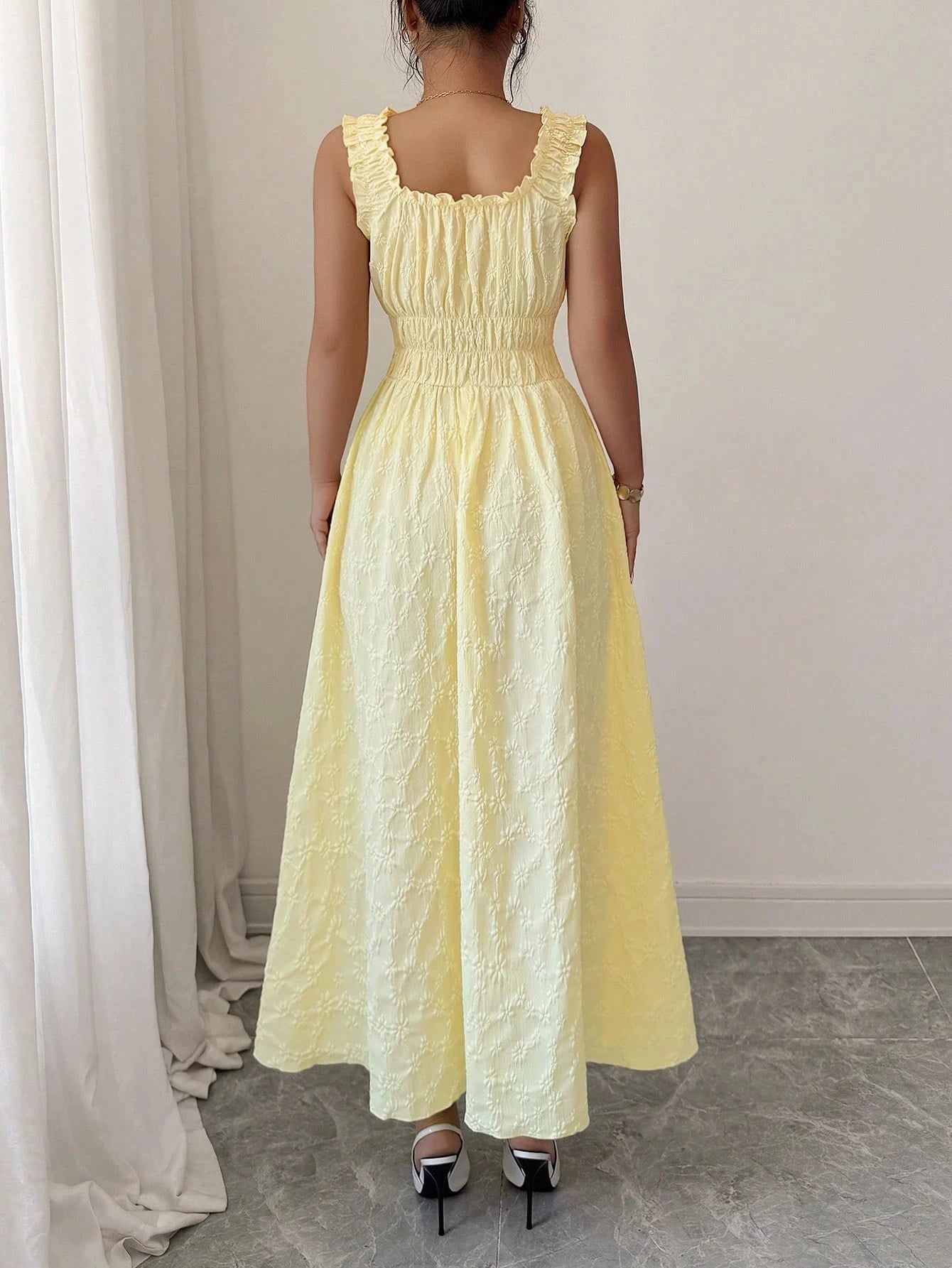 [Vacation Essential] Yellow Smocked Midi Dress, Chic Beach Party Date Night Dress