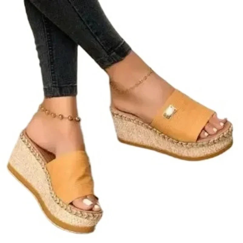 Sandálias de Salto Alto para Mulher Fundo Grosso Sapatos Casuais Senhora Lazer Verão Sandálias de Cunha Sapatos de Mulher Chinelos de Plataforma para Mulher