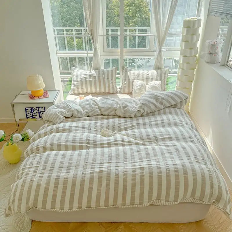 Lightweight Hotel Luxury Duvet Cover 4Pcs Blue White Vertical Stripes Ultra Soft Breathable Comforter Cover Bed Sheet Pillowcase