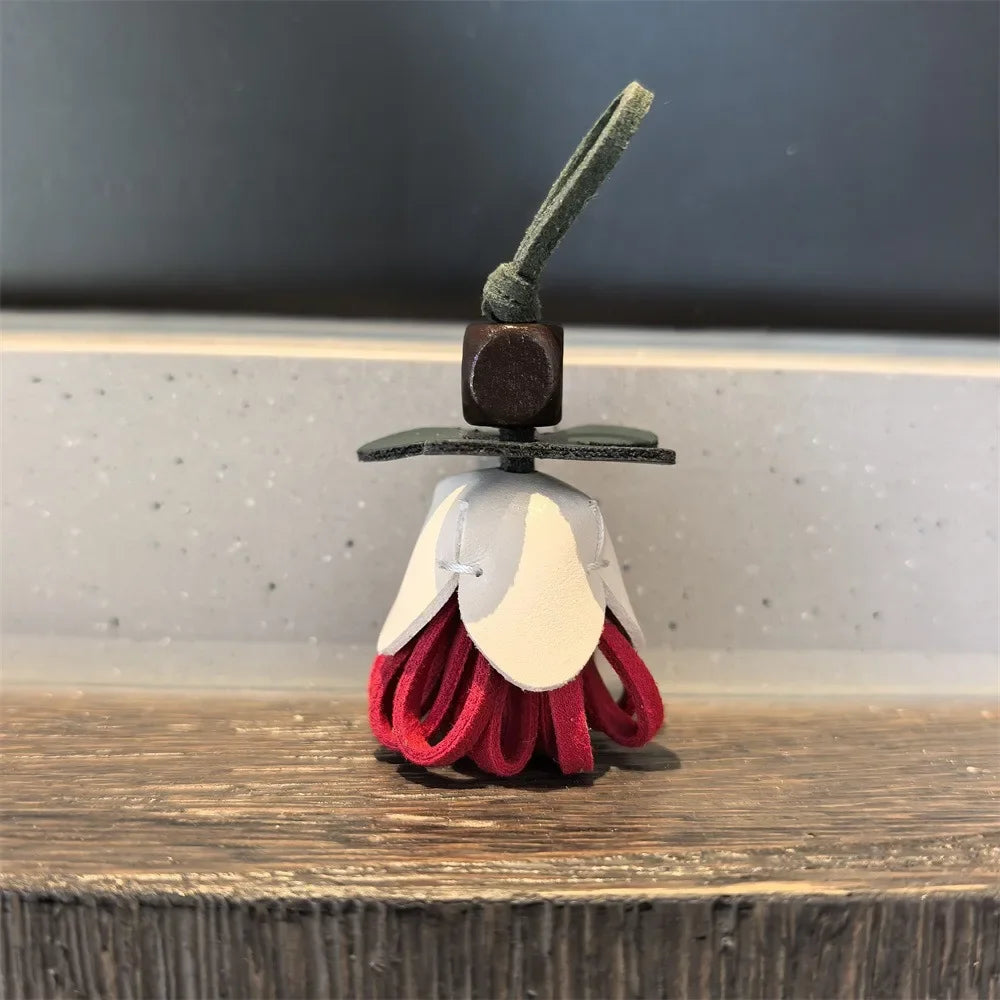 Maillard Flower Pine Cone Pom-Pom Tassel Shoelaces with Wood Beads Kangaroo Charm Unisex Sneaker Accessory 1 PCS