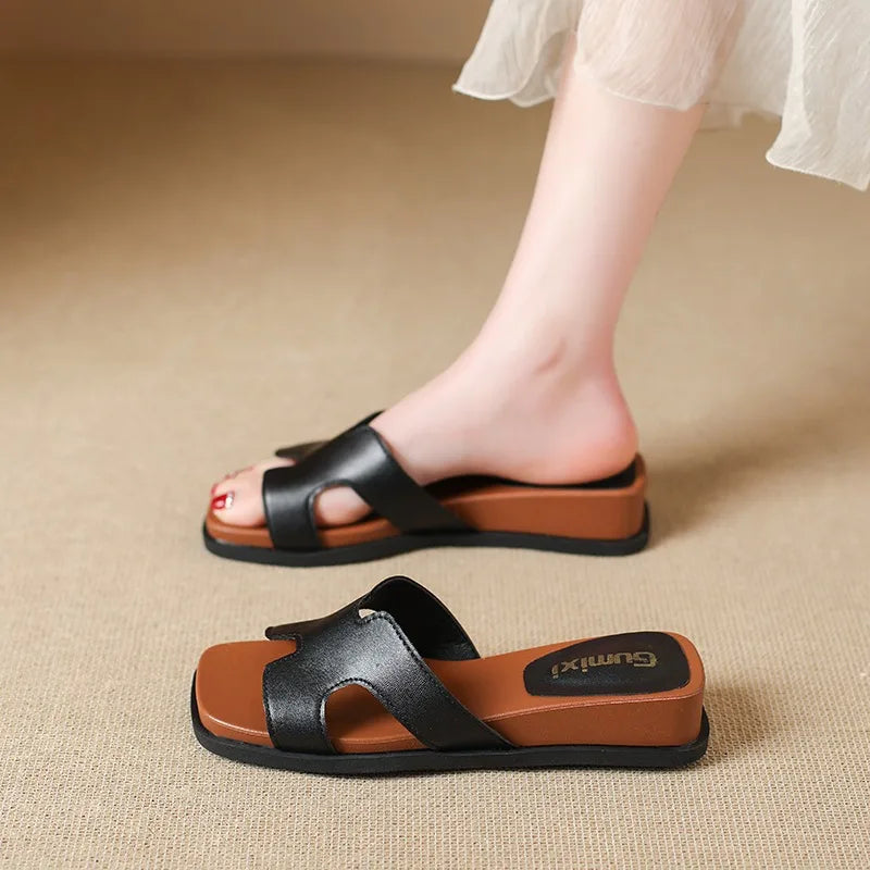 Stylish Summer Slippers Sandals Comfortable Soft Sole Trendy Design for Women Men Daily Walking