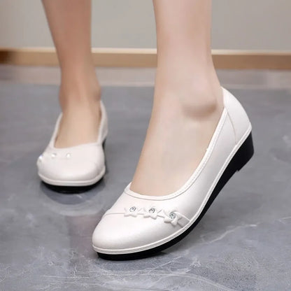 Sapatos Women Classic Light Weight Round Toe Rubber High Quality Slip on Flat Loafers Lady Casual Hotel Office & Work Shoes A262