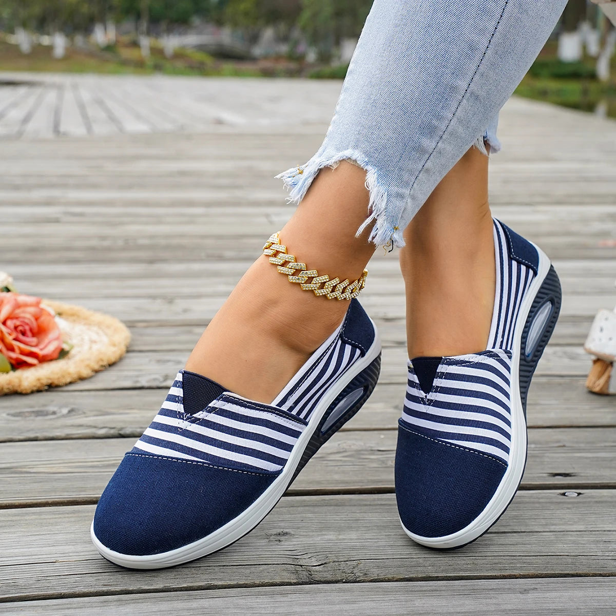 Shoes for Women Summer Casual Flats Ladies Fashion Leather Soft Sole Non-Slip Feminino Round Head Sports Shoes