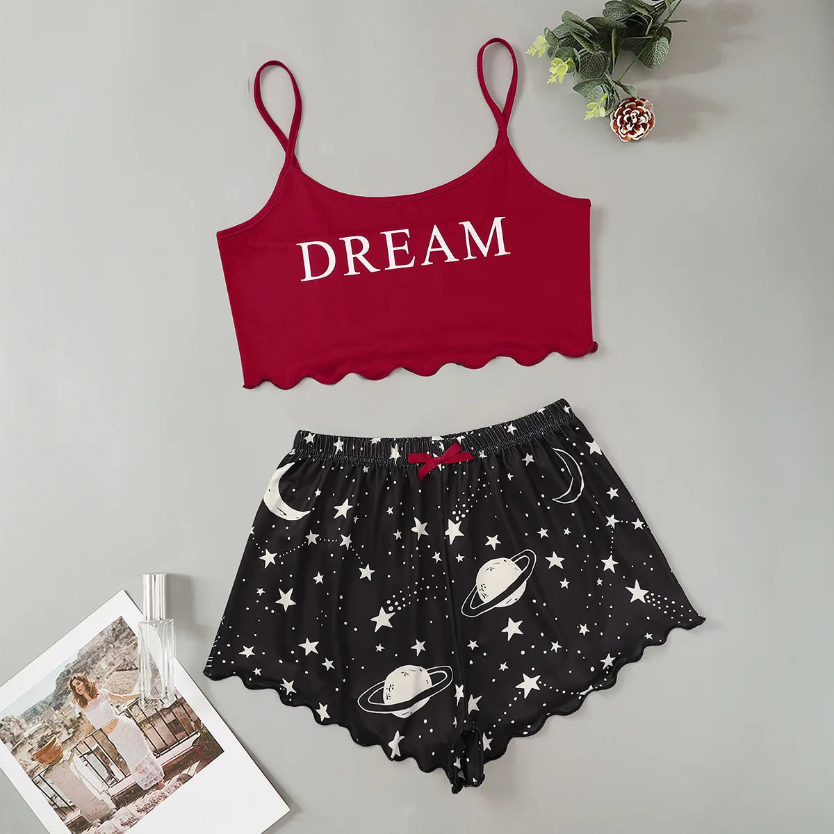 Women's Pajamas Set Sexy Lingerie Starry Sky Print Sling Sleepwear V-Neck Sleeveless Top and Shorts Sets Pyjamas Homewear