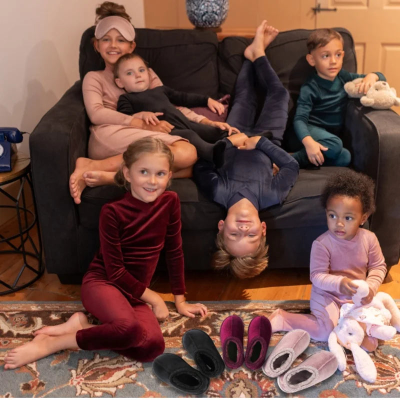 AP 2025 inverno chinelos de veludo para crianças meninos meninas sapatos de polar de cano baixo crianças moda casual pantufas de veludo para casa
