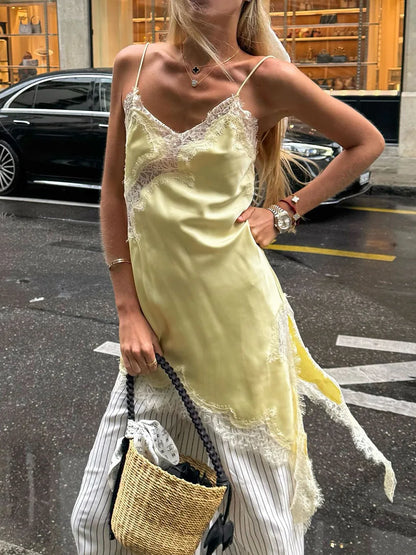 Novo Vestido de Renda Curto de Alças Finas para Mulher, Vestido de Noite Sexy com Fenda e Costas Descobertas, de Cintura Alta