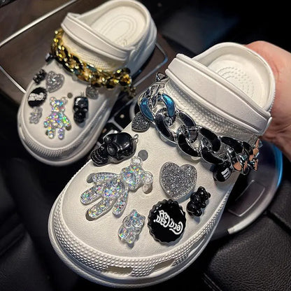 Hot Sale Bundle for Silvery Chain Hole Shoes Charms Designer Fashion Trend Charms for DIY Quality Cute Bear Clogs Shoes Buckle