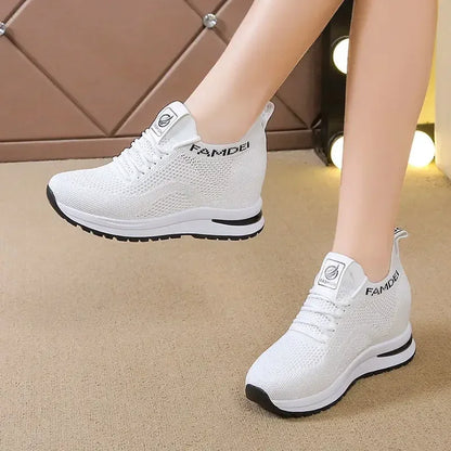 Sapatos Casuais de Primavera Outono 2026 para Mulher Sapatilhas de Plataforma em Malha Respirável da Moda Desporto Feminino Novas Sapatilhas de Designer Tenis De Mujer